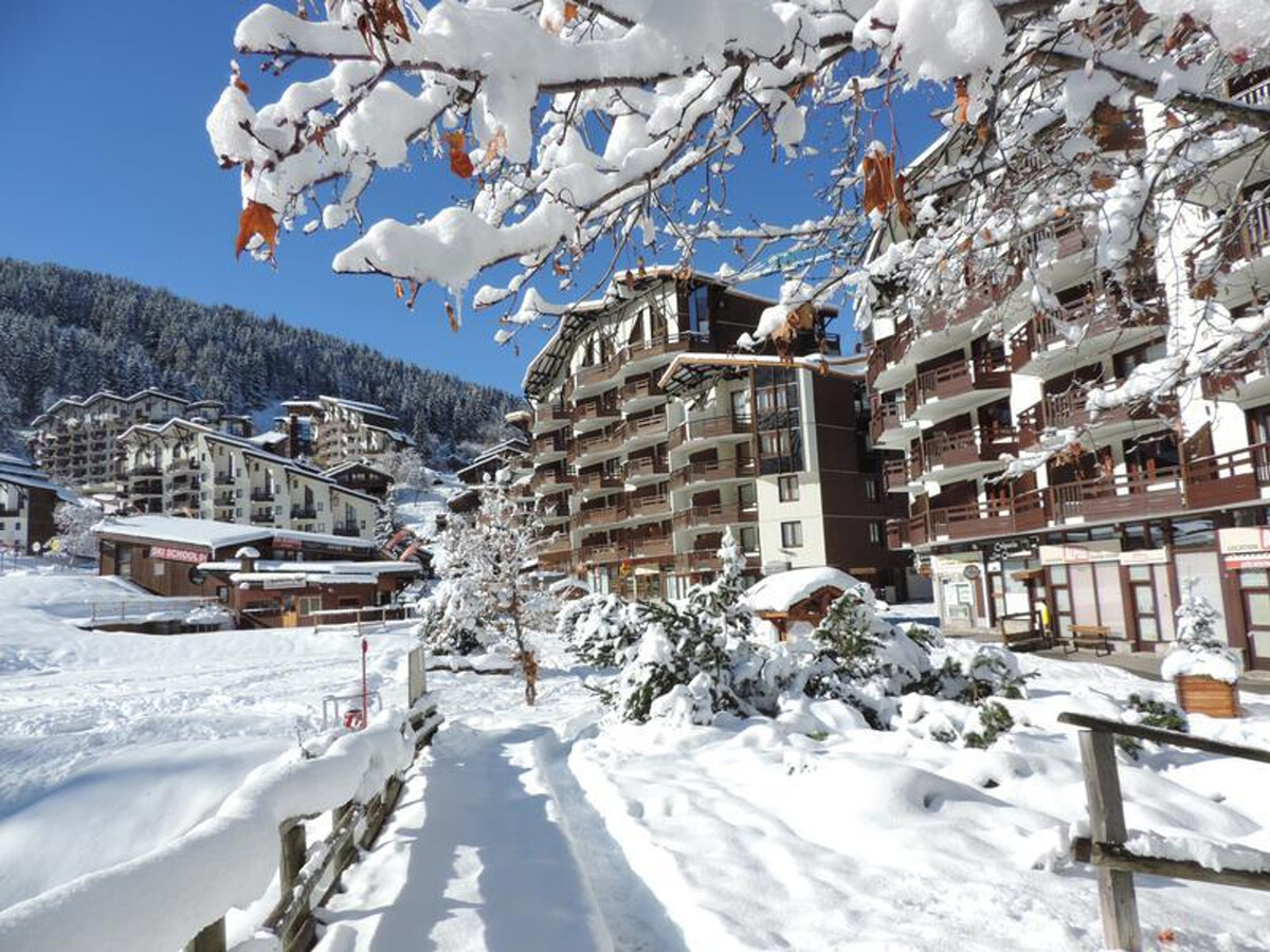 T3 La Tania, skis aux pieds, balcon face aux pistes - Photo 8
