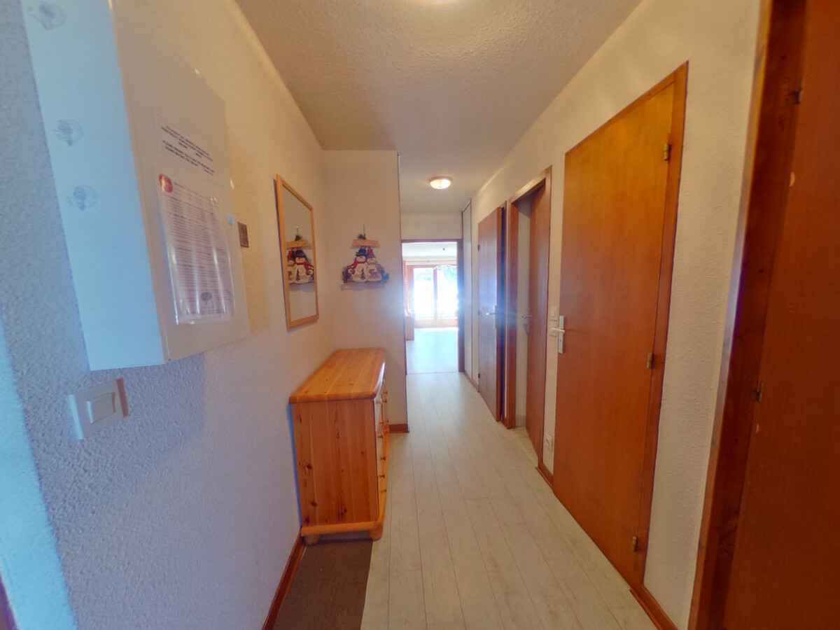 T3 La Tania, skis aux pieds, balcon face aux pistes - Photo 9
