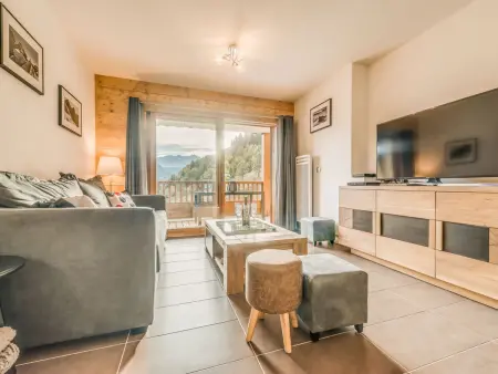 Location appartement à Champagny en Vanoise, Appartement 4* 2 chambres, balcon sud, au pied des pistes