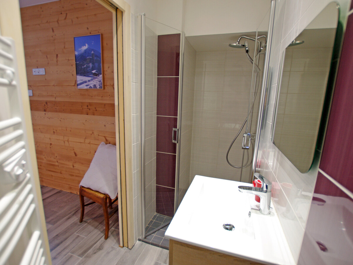 Appartement 6 pers rénové, rez-de-chaussée à Champagny-en-Vanoise - Photo 8