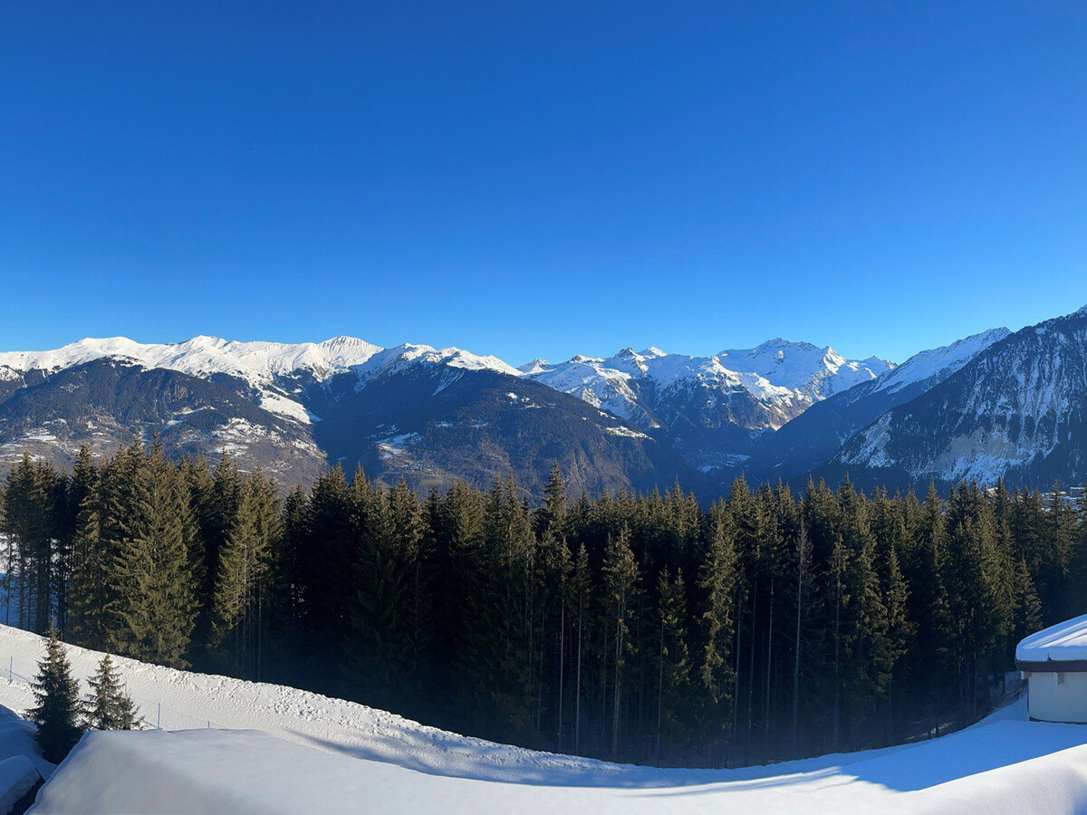 T2 Courchevel 1850 : accès pistes, parking, vue vallée - Photo 7
