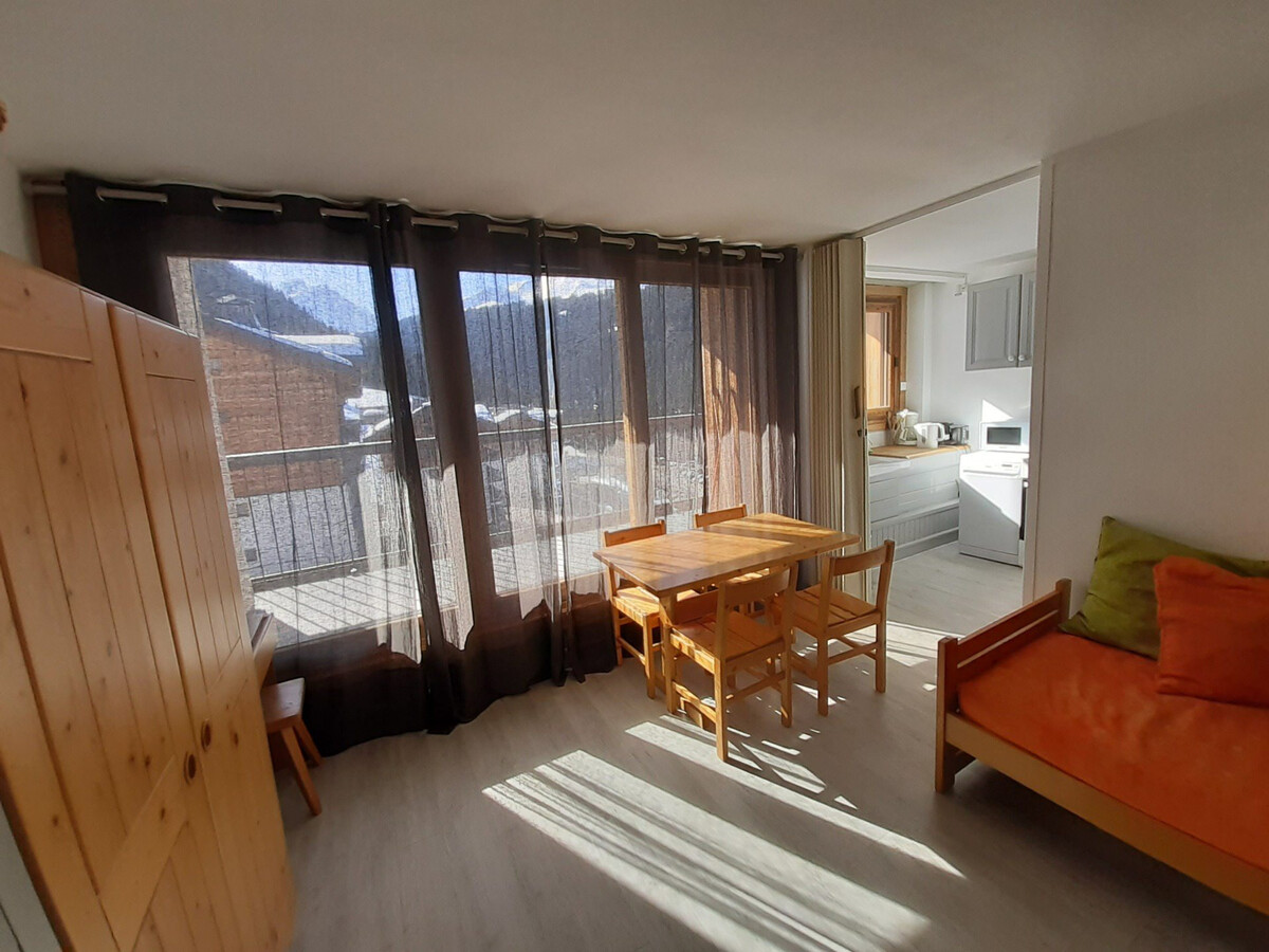 Studio ski aux pieds Courchevel avec parking - Photo 9