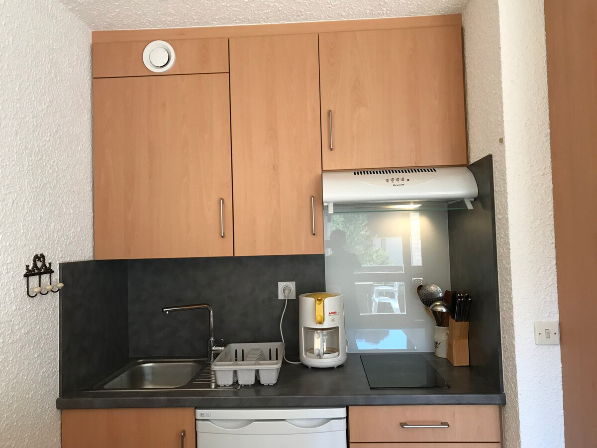 Studio cabine 25m² au pied des pistes, balcon sud - Photo 2