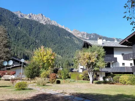 Duplex 3 pièces Chamonix, jardin vue Aiguilles : photo 15