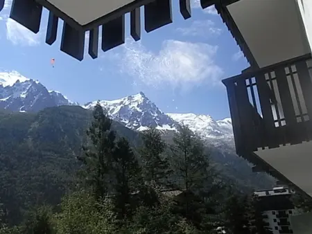 Studio 27m² Chamonix, balcon vue Mont-Blanc : photo 9