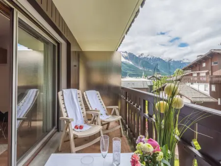 Studio 24m² balcon Sud-Ouest, vue Brévent à Chamonix : photo 6