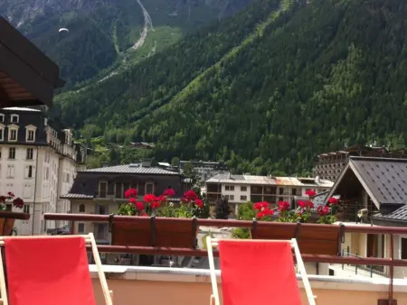 Appartement 2 pièces avec terrasse vue Drus - Chamonix : photo 4
