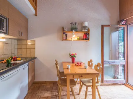 Studio mezzanine Chamonix, 5 pers, balcon Mont-Blanc : photo 2