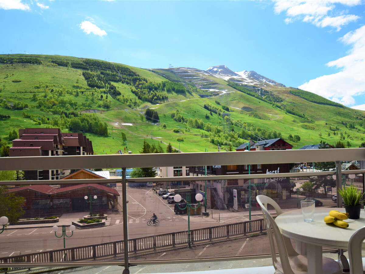 Studio 6 pers aux Deux Alpes avec balcon vue pistes - Photo 5