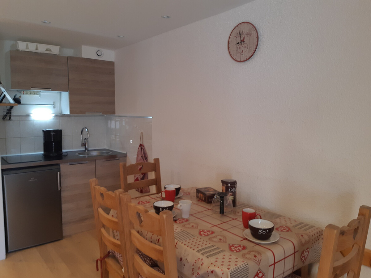 Studio 22m² rénové aux Deux Alpes, balcon vallée - Photo 2