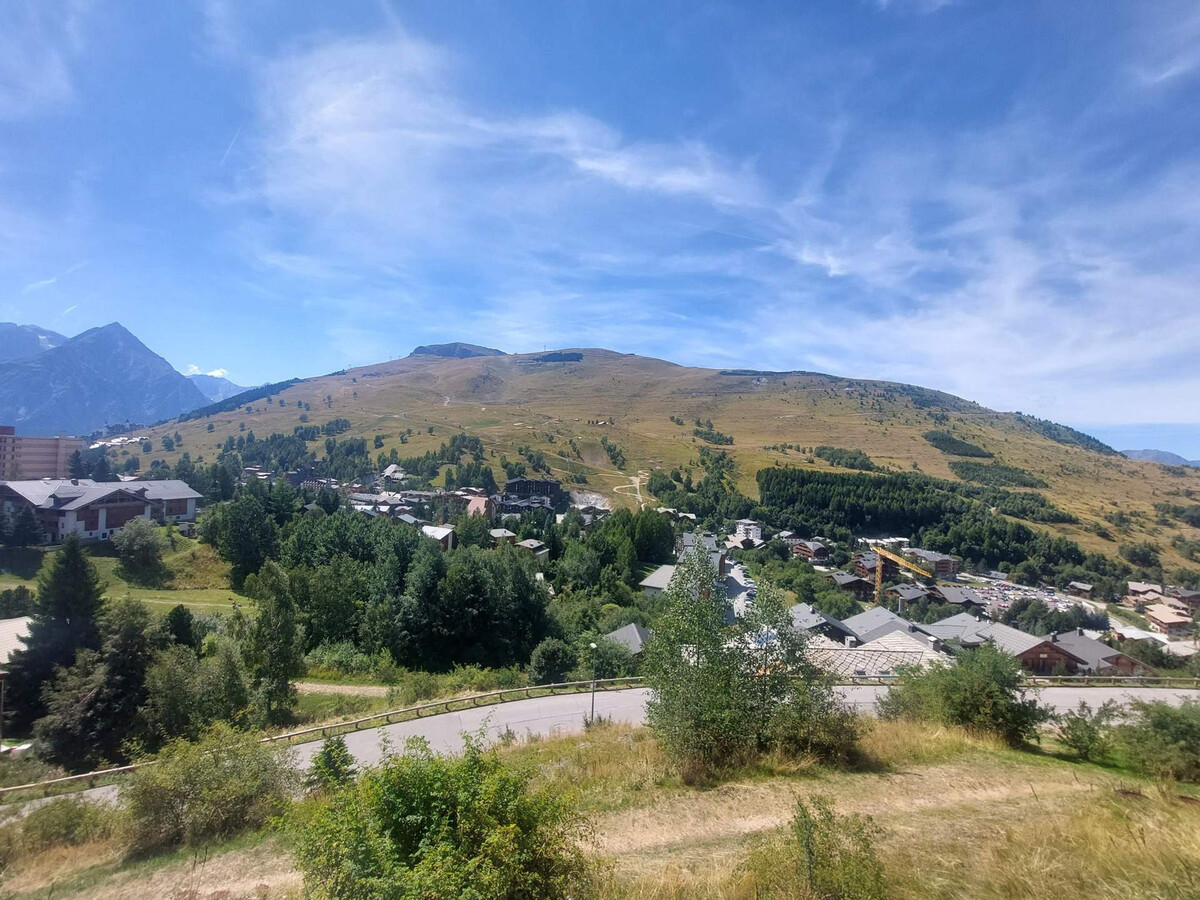 Studio 22m² rénové aux Deux Alpes, balcon vallée - Photo 9