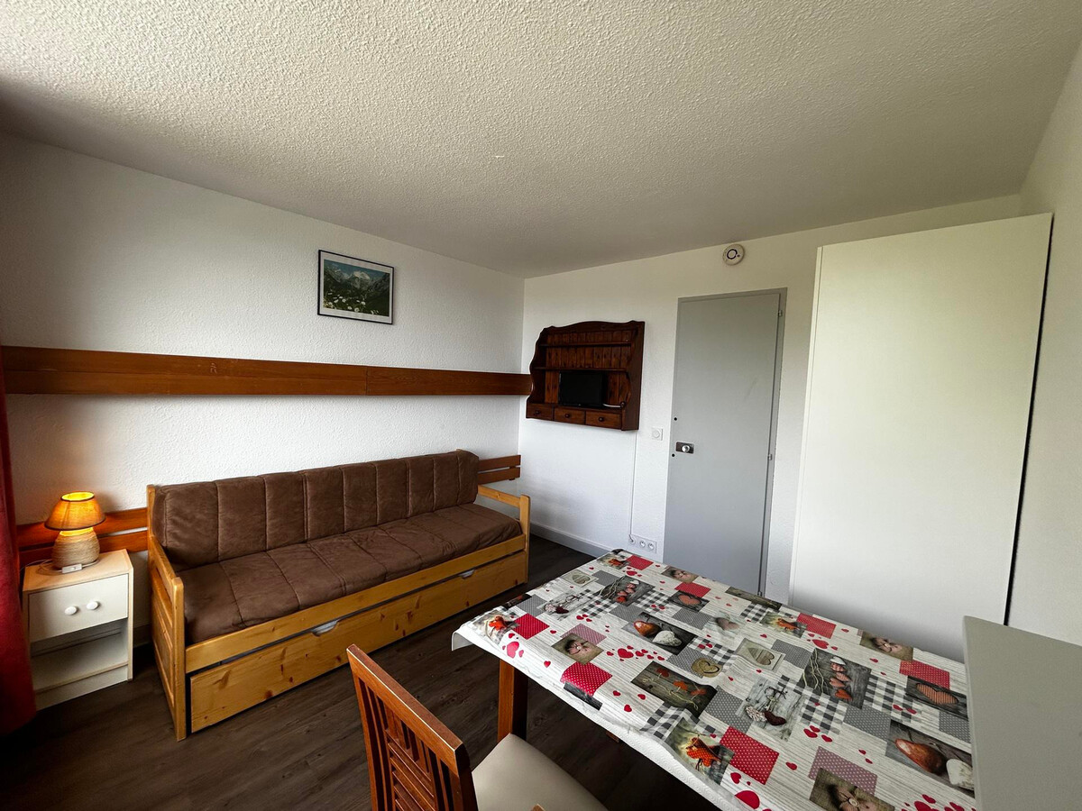 Studio 17 m² aux Menuires, balcon et casier à skis - Photo 2