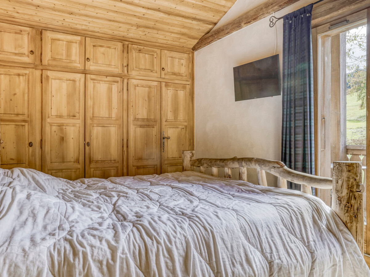 Duplex 3 chambres Megève, local à skis et cheminée - Photo 6