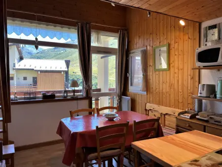 Appartement 6 pers mezzanine, balcon sud-ouest aux Menuires : photo 2
