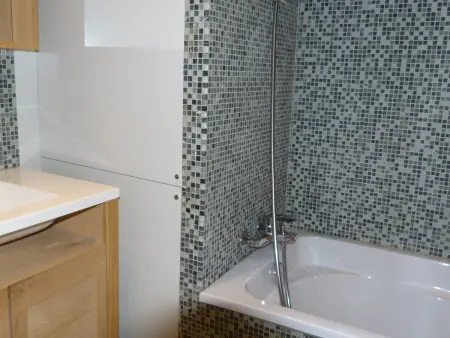 Appartement rénové 4 pièces pour 8 au coeur d'Arc 1800, animaux admis - Photo 4