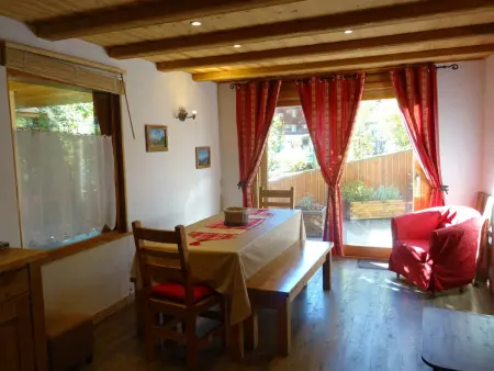 Appart 3 pièces rénové, terrasse 25m² Sud Ouest à Bourg-Saint-Maurice : photo 9
