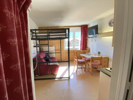 Studio rénové avec mezzanine, pied de pistes au Dévoluy : photo 8