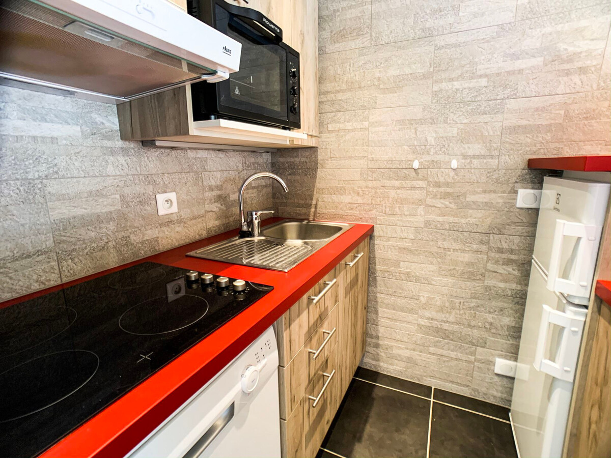 Studio cabine 35m² face aux pistes, balcon sud - Tignes - Photo 3