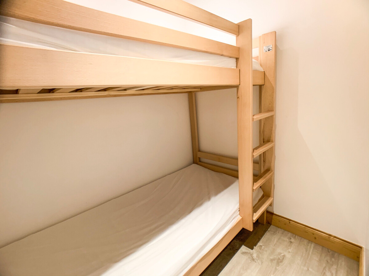Studio cabine 35m² face aux pistes, balcon sud - Tignes - Photo 5