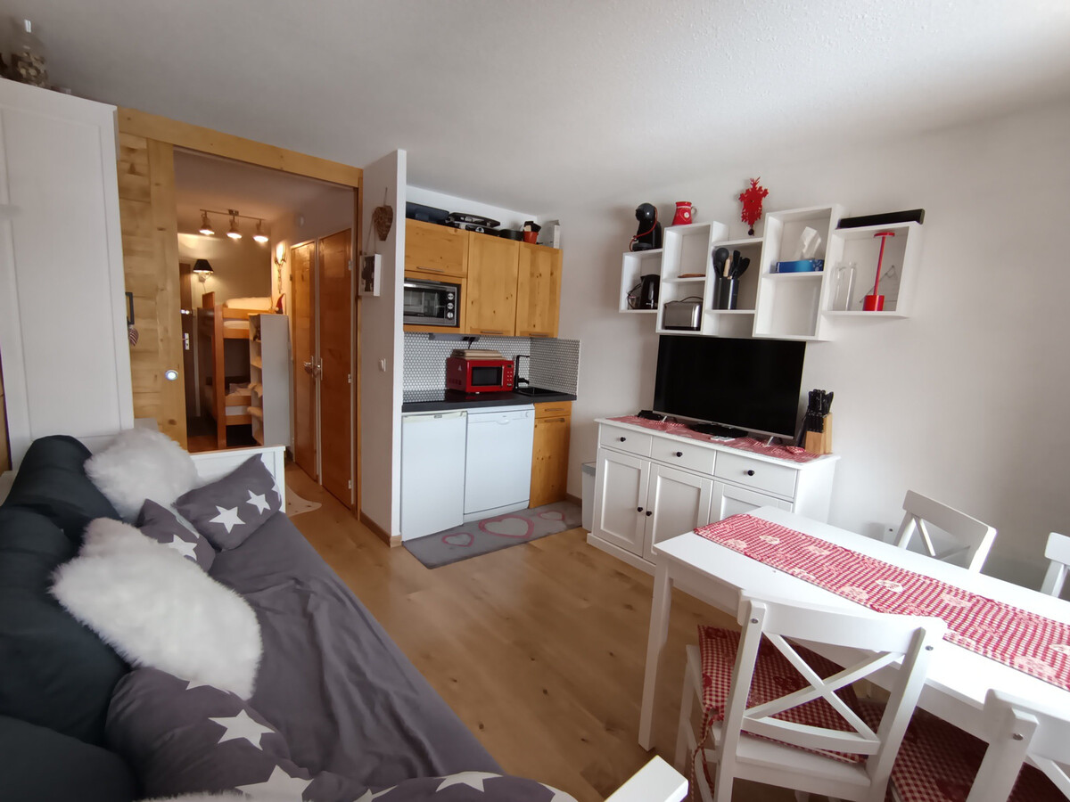 Studio rénové 4 personnes, skis aux pieds à Montgenèvre - Photo 2