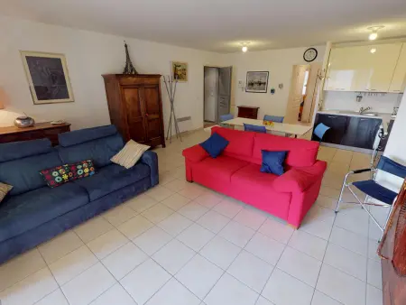 Spacieux 3P centre-ville Menton, terrasse et parking : photo 3