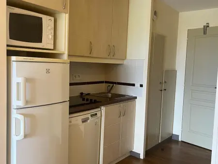 Duplex 6 pers. à Saint-Raphaël, terrasse, solarium et parking : photo 5