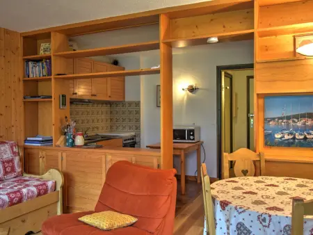 Studio 31 m² avec balcon sud-ouest à Morzine, proche centre : photo 2
