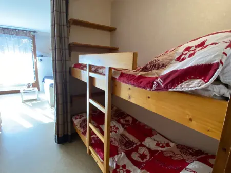 Studio 30 m² rénové avec balcon proche centre Morzine : photo 6