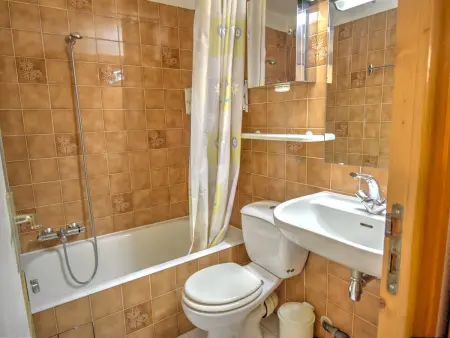 Studio rénové 19 m² pour 4, centre Morzine : photo 4