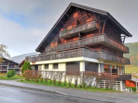 Studio rénové 19 m² pour 4, centre Morzine : photo 6