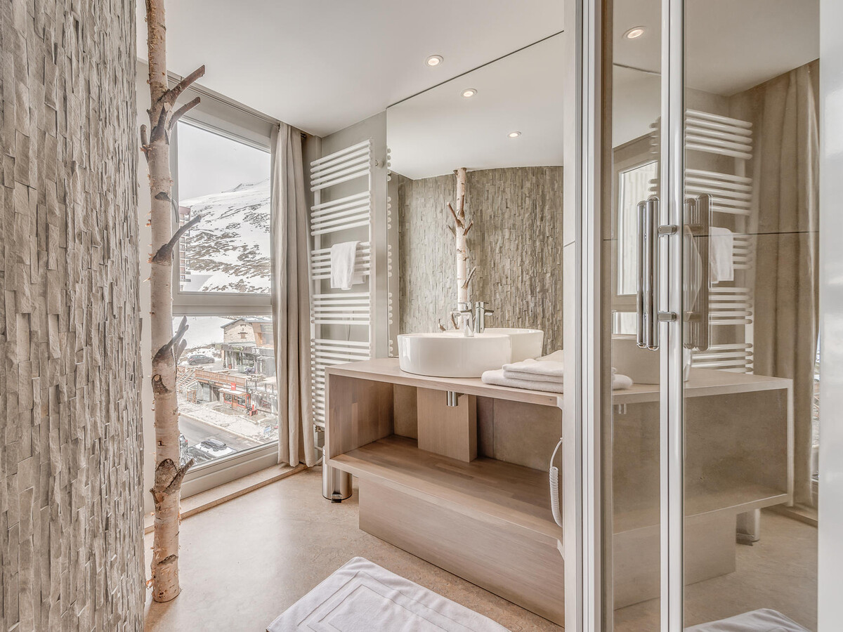 Palafour : Appartement 2 pièces rénové, balcon vue Sassière - Photo 9