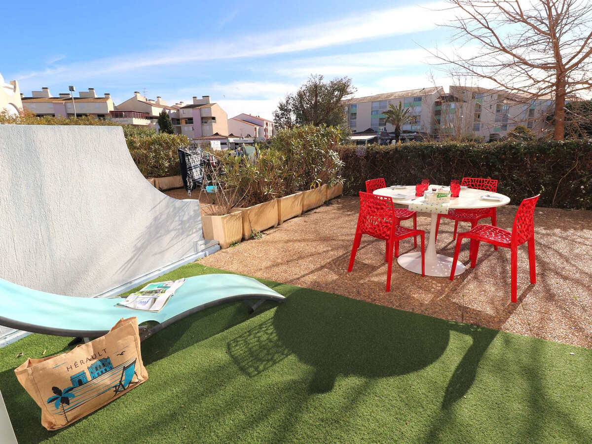 2 pièces cabine, terrasse 30m², piscine au Grau-du-Roi - Photo 1