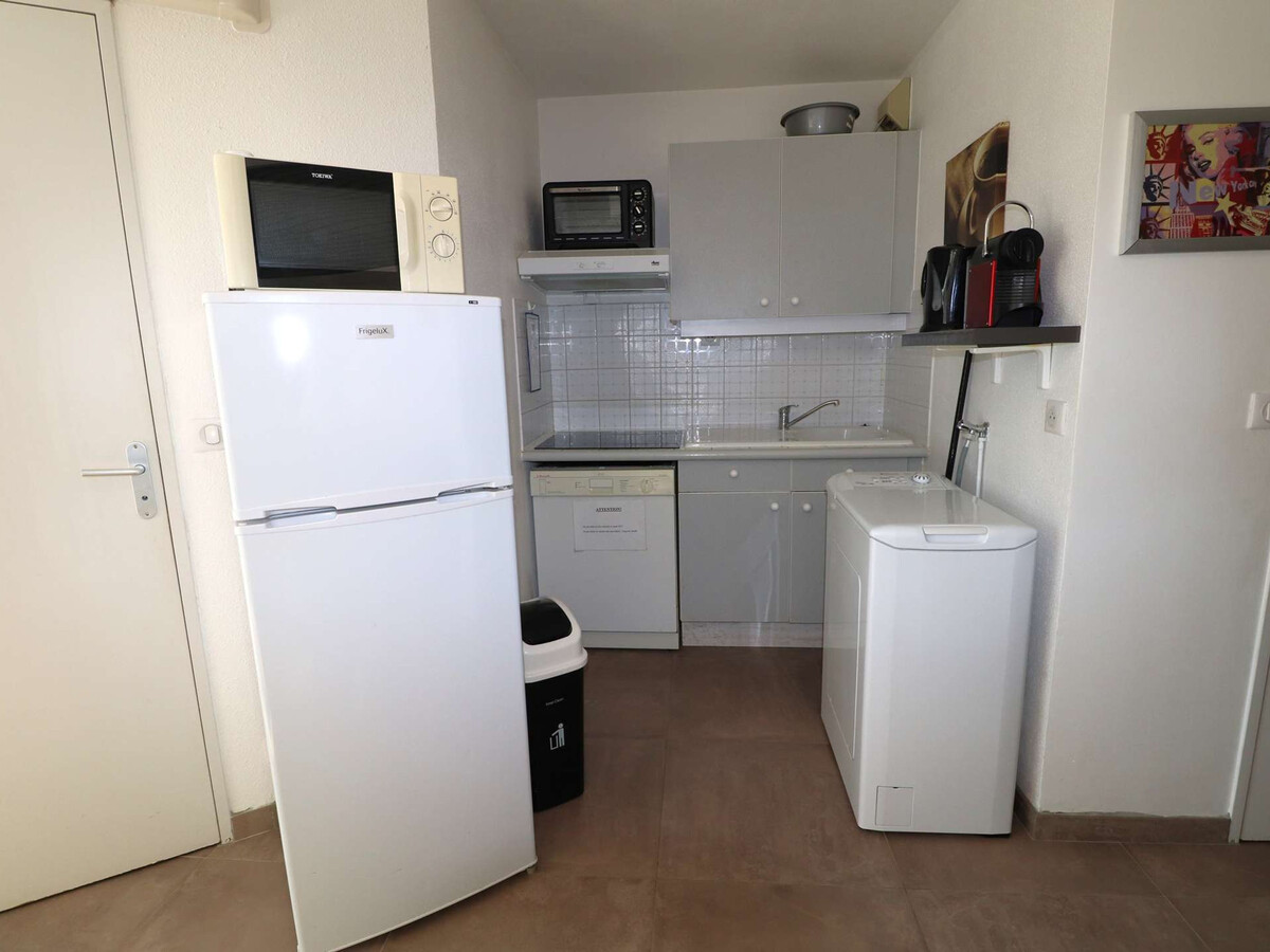 2 pièces cabine, terrasse 30m², piscine au Grau-du-Roi - Photo 5