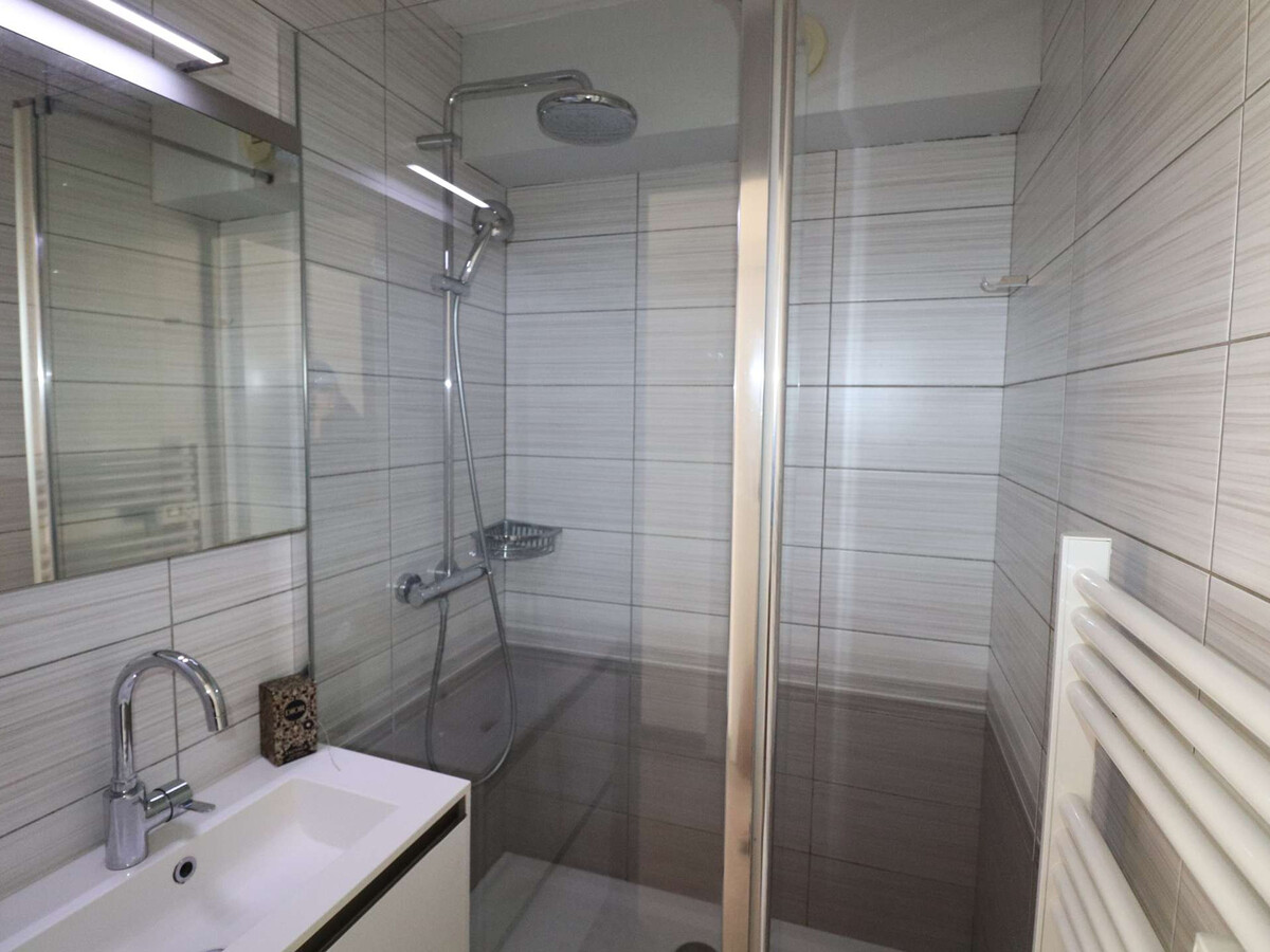 2 pièces cabine, terrasse 30m², piscine au Grau-du-Roi - Photo 7