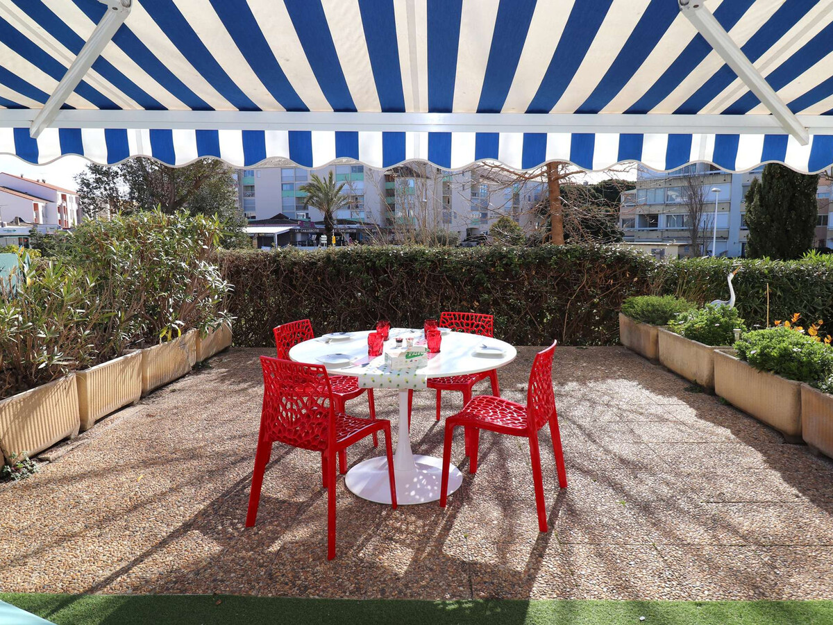 2 pièces cabine, terrasse 30m², piscine au Grau-du-Roi - Photo 12