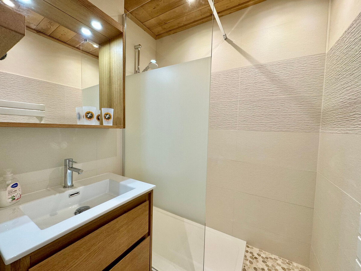 Appartement Cabouste - 6 pers, terrasse vue vallée, accès pistes - Photo 15