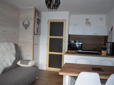 Location appartement à Pralognan la Vanoise, Joli studio proche centre, 4 pers, balcon
