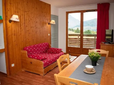Appartement 2 pièces avec balcon vue montagne, Le Dévoluy : photo 2
