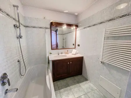 Appartement 40 m² centre Chamonix, parking garage : photo 13