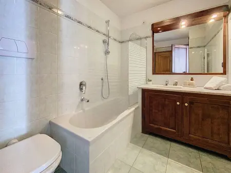 Appartement 40 m² centre Chamonix, parking garage : photo 15