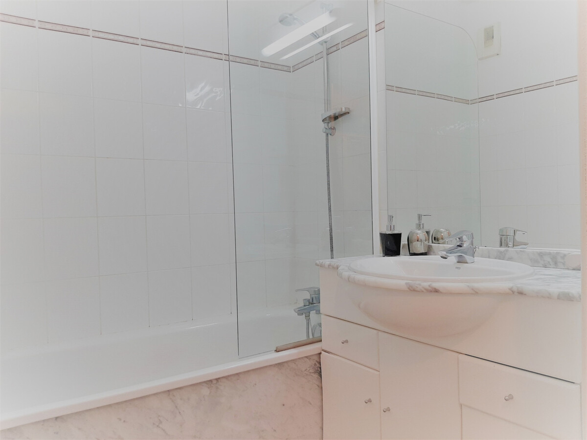Appartement T2 Socoa avec terrasse et piscine - Photo 17