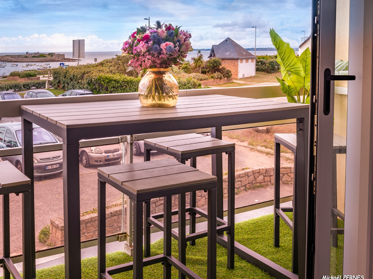 Studio rénové avec balcon vue mer, WIFI, proche plage et commerces - 2 pers - Photo 2