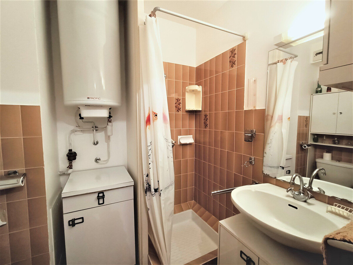 Studio 27 m² avec balcon et garage double à Aix-les-Bains - Photo 4