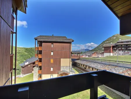 Studio-cabine 4 pers avec balcon, 50 m des pistes : photo 5