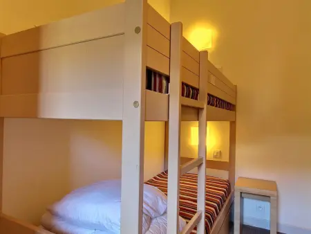 Studio-cabine 4 pers avec balcon, 50 m des pistes : photo 7