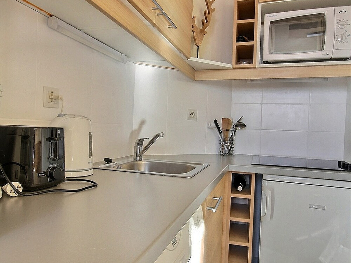 Studio cabine 4 pers, proche pistes avec balcon, Appartement 4 personnes à Belle Plagne - Photo 8