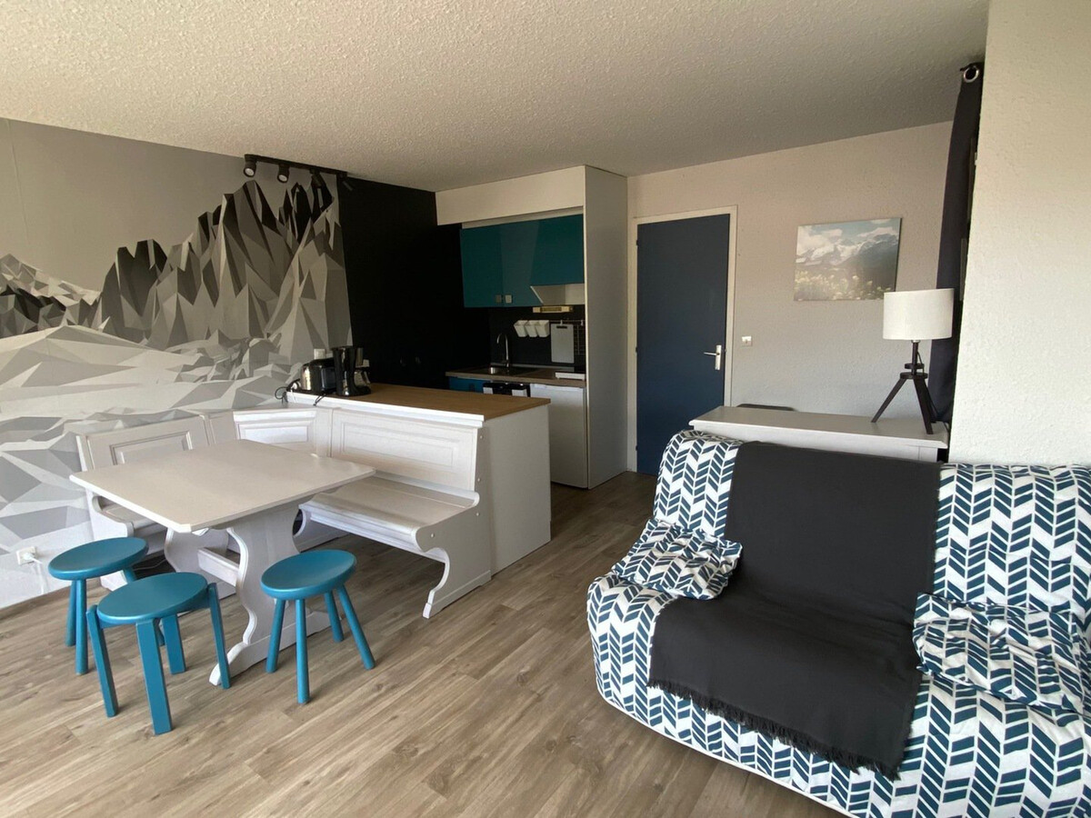 Appartement rénové 38m² balcon plein sud, vue pistes - Photo 12