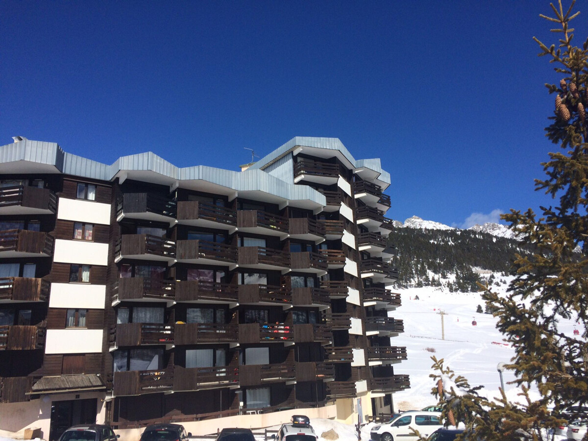 Appartement rénové 38m² balcon plein sud, vue pistes - Photo 17