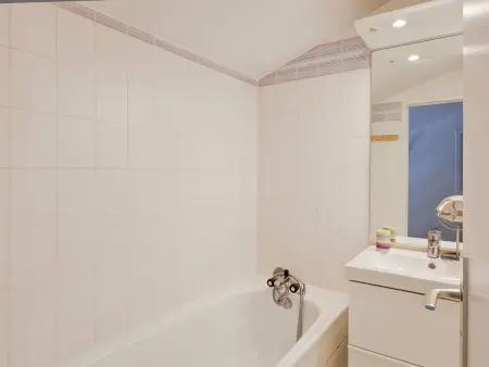 Duplex 3 pièces centre Brides-les-Bains, balcon sud : photo 10