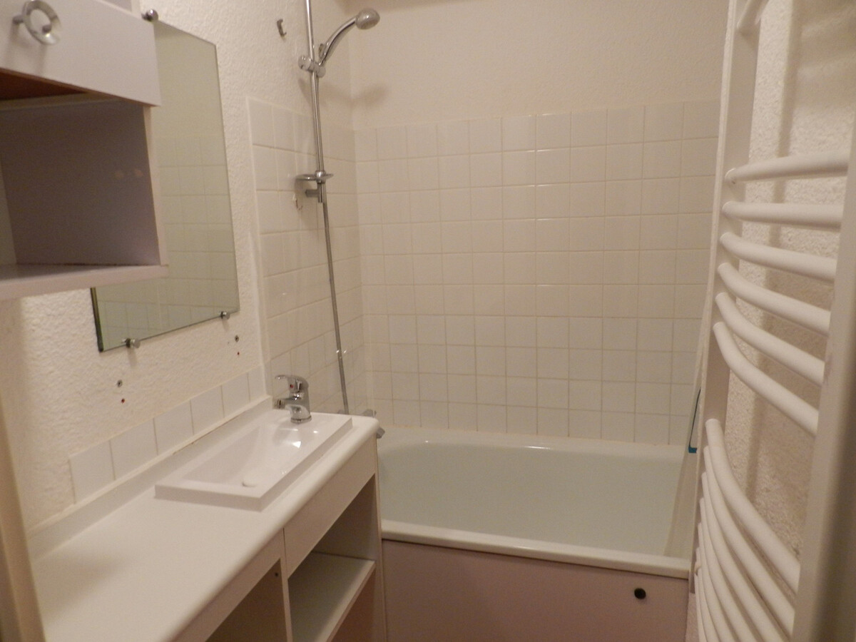Appartement 2 pièces cabine 50m des pistes au Pleynet - Photo 5